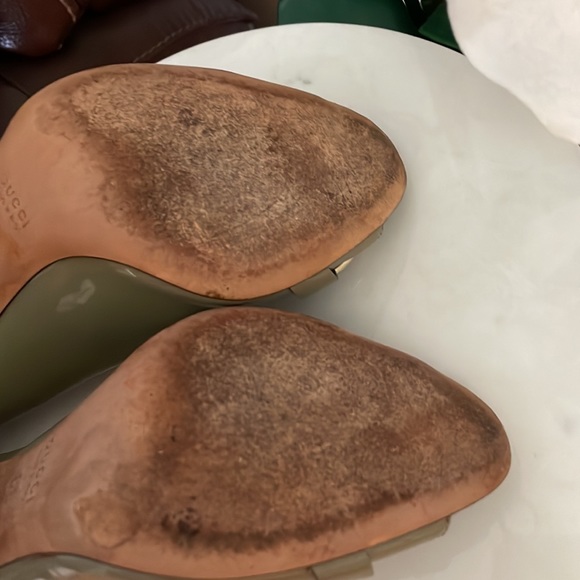 In love π green Gucci heel - Picture 4 of 11